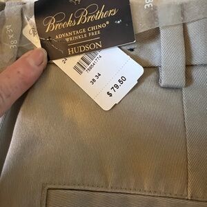 Brooks Brothers Hudson Chino Pants in Beige